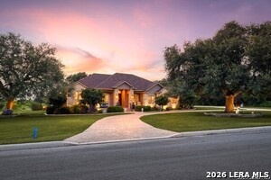 317 Whitestone Dr